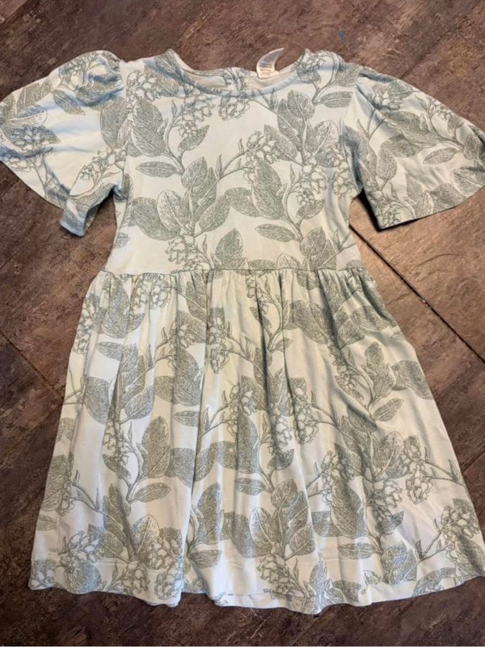 Kate Quinn Floral Ruffle Sleeve Dress | HTF
